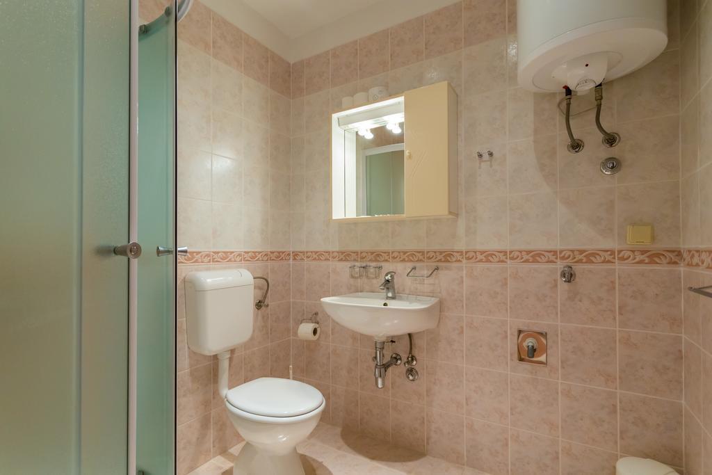 Apartments Slavica โปเมนา ภายนอก รูปภาพ