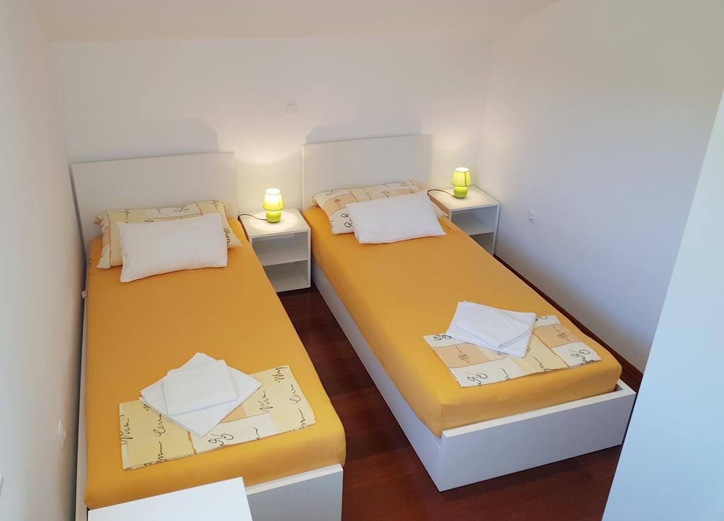 Apartments Slavica โปเมนา ภายนอก รูปภาพ